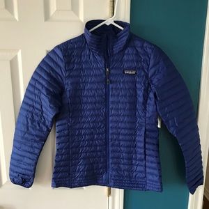Patagonia women’s down “shirt” jacket blue